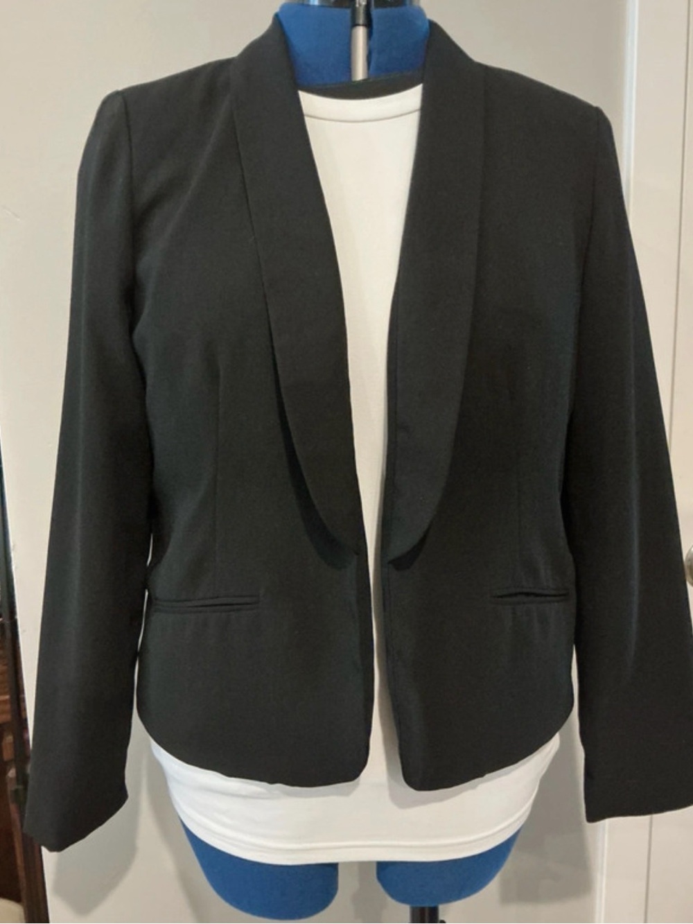 Decree Women’s Black Tuxedo Blazer Satin Shawl Collar Work Jacket Size L